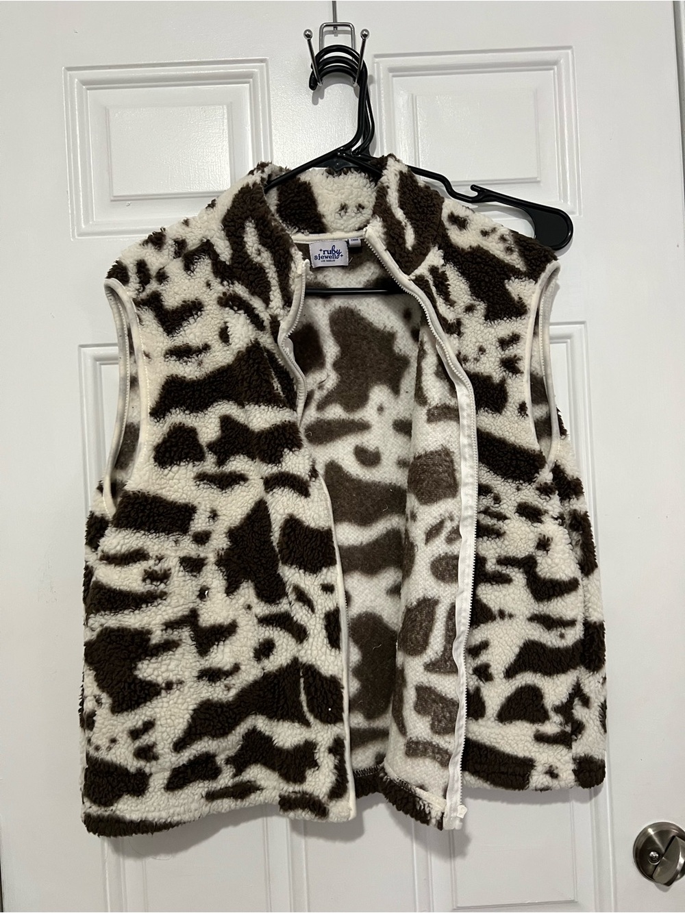Cozy Cow-Print Sherpa Vest in Brown & Cream - Layering Vest